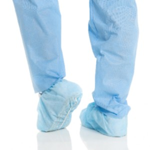 X-TRA TRACTION* Shoe Cover, Universal Size, Blue, Non-Sterile, 100/BG 3BG/CS